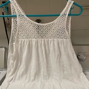 Lauren‎ Conrad white large tank top with pretty peek a boo pattern at top